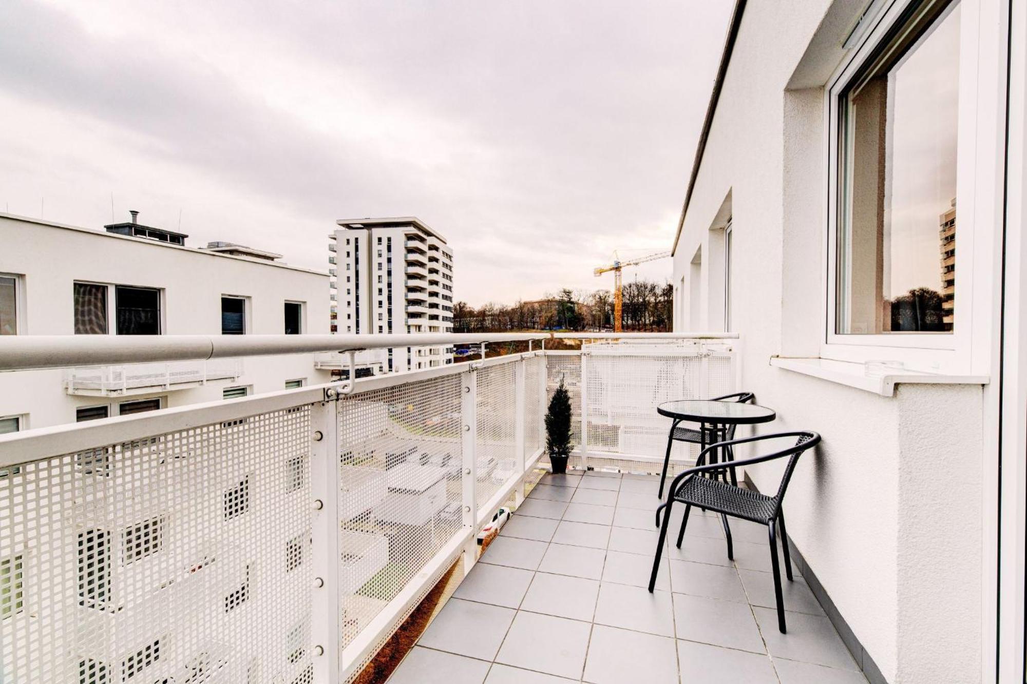 Allure Nautica Aparthotel Szczecin Exteriör bild
